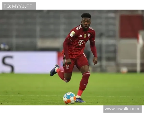 聚焦绿茵巨星璀璨瞬间全景展现足球球星独特魅力