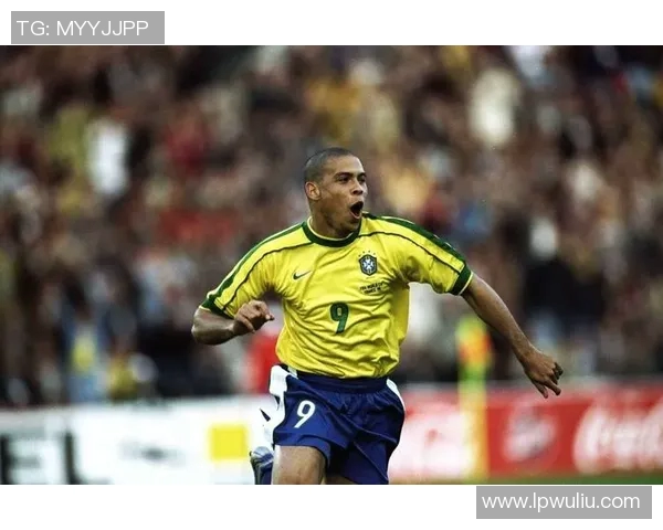 七个字的足球球星是谁 揭秘那些名字特殊的传奇球员